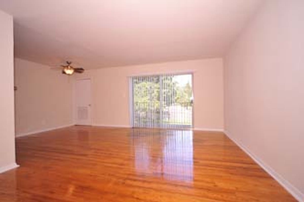 Photos and Video of Clermont Apartments in Washington, DC